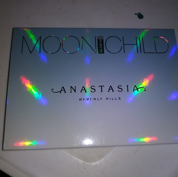 ABH Moonchild palette - Picture 2 of 2